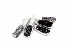 Szczotki do włosów. Sprawdź!  donegal.com.pl