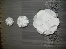 Trzy kule świąteczne