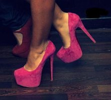 zamszowe szpilki, gdzie takie kupić!