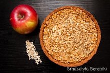 Miodowy jabłecznik na karmelowym spodzie