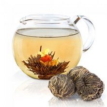 Piękna i pyszna herbata. Idealna do postawienia na świąteczny stół.