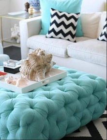 pokój w turkusowym kolorze