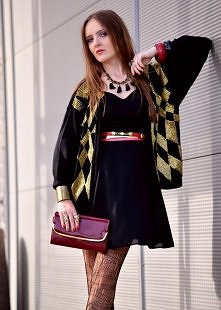 MODISHYOU
Pełna koloru, odważna, wyjątkowa. Wywiad z Eweliną Droździuk, prawdziwym barwnym ptakiem w ModaCafe!