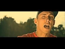 Zeus - Znasz mnie <3
Scena – to teraz mój drugi dom,
 jeśli zdechnę na dechach, nie waż się smucić, ziom!