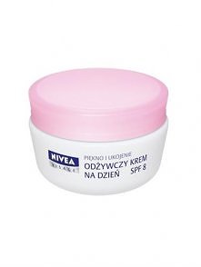 Całkiem fajny krem do suche...