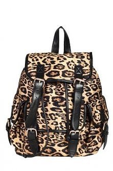 Medicine ostatnio mają coraz ładniejsze plecaki :) jestem szczęśliwą posiadaczką wielu ubrań tej marki :)