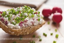 Twarożek z rzodkiewką i szczypiorkiem