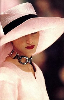 Christian Dior vintage styl...