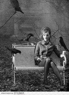 .// ,,Rodzimy się sami,    ...