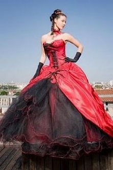 Black and red Gothic dress :D