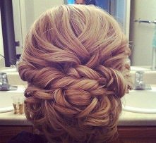 Upięte włosy:D