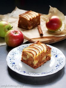 Cynamonowe ciasto z jabłkam...