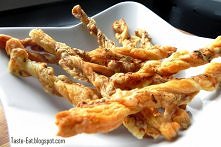 Serowo-ziołowe przekąski- zapraszam na bloga "Taste Eat"