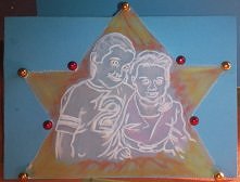 Kartka wykonana techniką pergamano, a na niej mój syn z koleżanką :)