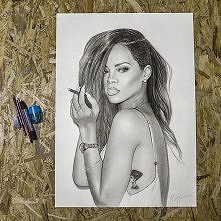 Rysunek Rihanna narysowany ...