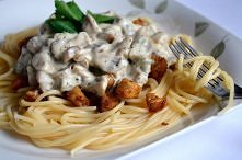 Spaghetti z pieczarkami i k...
