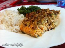 Pomarańczowo-koperkowy łosoś pieczony pod orzechową skorupą ( kliknij w zdjęcie, aby zobaczyć przepis )