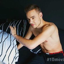 Wchodzisz rano do pokoju po wyjściu z łazienki.
 Liam : Starałem się pościelić łóżko, tak jak ty to zawsze robisz ...