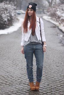 <3