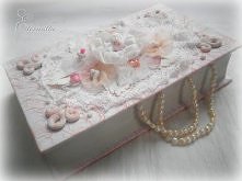 szkatułka z książki