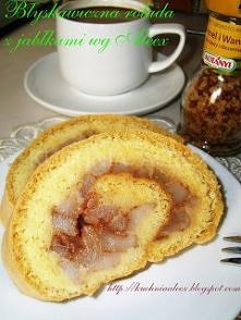 BŁYSKAWICZNA ROLADA Z JABŁKAMI