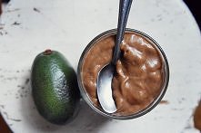 Czekoladowy mus z awokado | wildtofu.pl