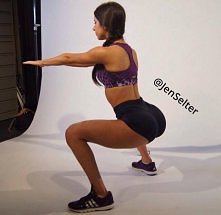 musze się Wam pochwalić.Udało mi sie trochę przytyć:)) kiedyś ważylam 48 kilo( mam 166cm) teraz mam 53 kilo...to wciąż za mało,ale już bliżej do sukcesu ... aż chce mi się nadal...