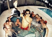 Jest toster jest impreza.