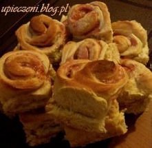 Drożdżowe bułeczki z dżemem