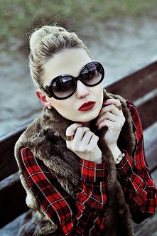 Tydzień na blogach

Bacznie śledzimy blogerów. 10 wybitnych (ciekawych lub rokujących) stylizacji z ostatniego tygodnia! Polecamy intrygujące debiuty :) 

phantasymore.blogspot....