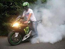 "Pal gumę,nie duszę" :)  /Req449