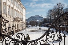 Przed pałacem Mirabelli :)