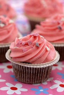 Składniki na około 14 babec...