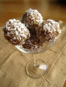 Domowe dietetyczne "rafaello" bez cukru i tłuszczu