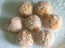 Kulki kokosowo-marchewkowe z kaszą jaglaną