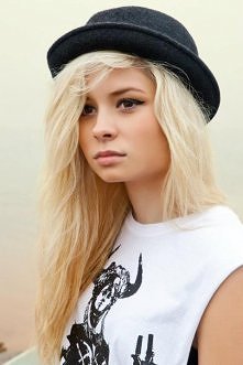 jak nazywa się taki kapelusz?