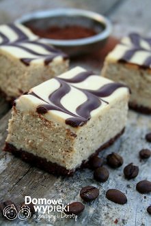 Kawowy sernik na kakaowym spodzie z Irish kremem :)