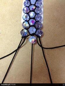 boże jaka śliczna :O nie wiecie może gdzie na internacie można kupić koraliki podobne do tych?