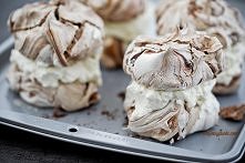 bezy cynamonowo - czekoladowe