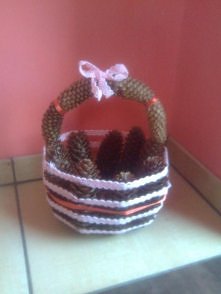 koszyczek na jajeczka :3