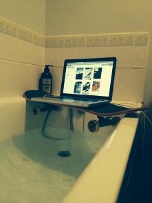 i można oglądać film :P