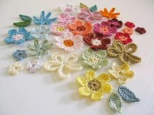 szydełkowe kwiatki- wzory i inspiracje