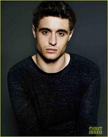 Max Irons!;*