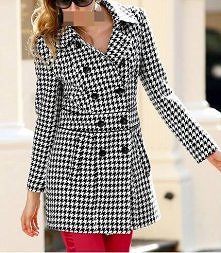 W kratkę płaszczyk.