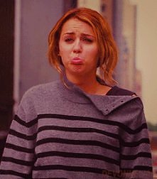 Myślę, że to czego nauczyliśmy się w tym roku to fakt, że możemy udawać kogo tylko chcemy, ale kiedy się zakochujemy, chodzi o prawdziwą miłość, to najlepszą rzeczą jest bycie s...