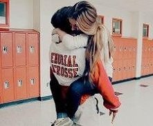 Zakochani są wspaniali ^^