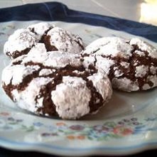 Popękane ciasteczka czekoladowe z cukrem pudrem

Składniki

ilość porcji: 72 

85 g (1 szklanka) gorzkiego kakao
400 g (2 szklanki) cukru
120 ml (1/2 szklanki) oleju roślinnego
...