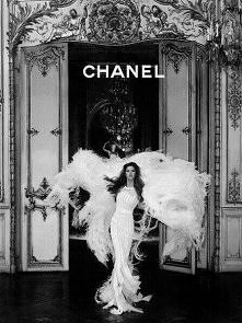 Walk like you have three me...