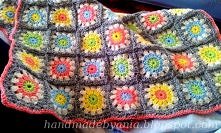 Dziecięcy kocyk zrobiony na szydełku.