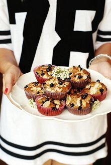 Muffiny jaglane z jagodami